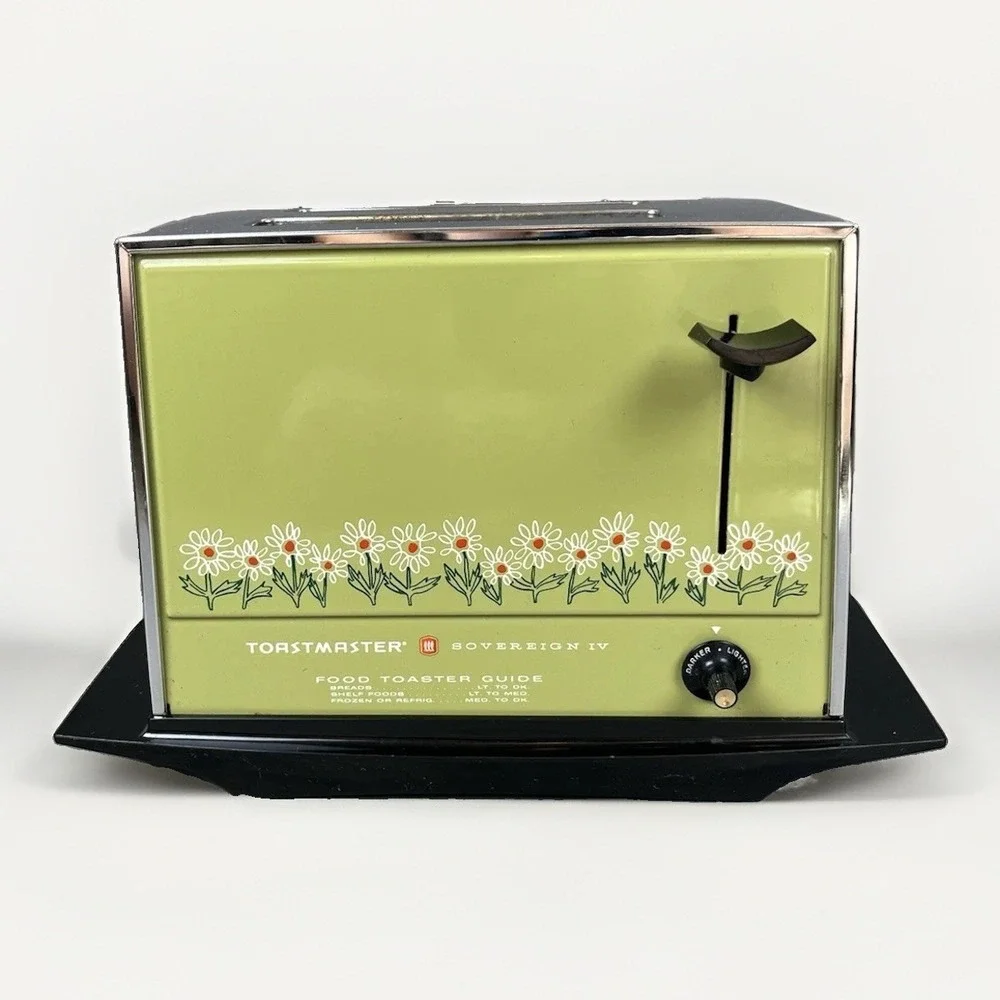 1970s Toastmaster Sovereign IV Automatic Toaster Model B120 Green Daisy Chrome